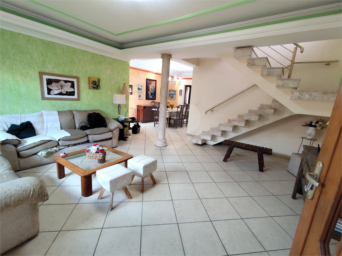 Sobrado à venda com 3 quartos, sendo 2 suítes, em Vila Romão, Salto, SP