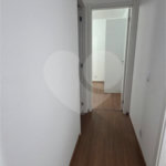 Apartamento à venda com 2 quartos em Vila Zat, São Paulo, SP