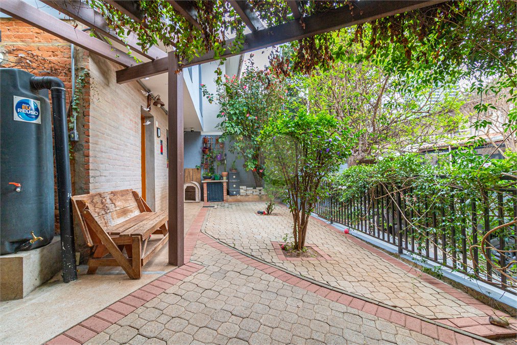 Casa de Vila à venda com 2 quartos em Chácara Santo Antônio (zona Sul), São Paulo, SP