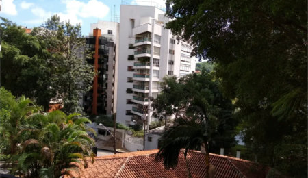 Apartamento à venda com 3 quartos, sendo 1 suíte,  em Real Parque, São Paulo, SP