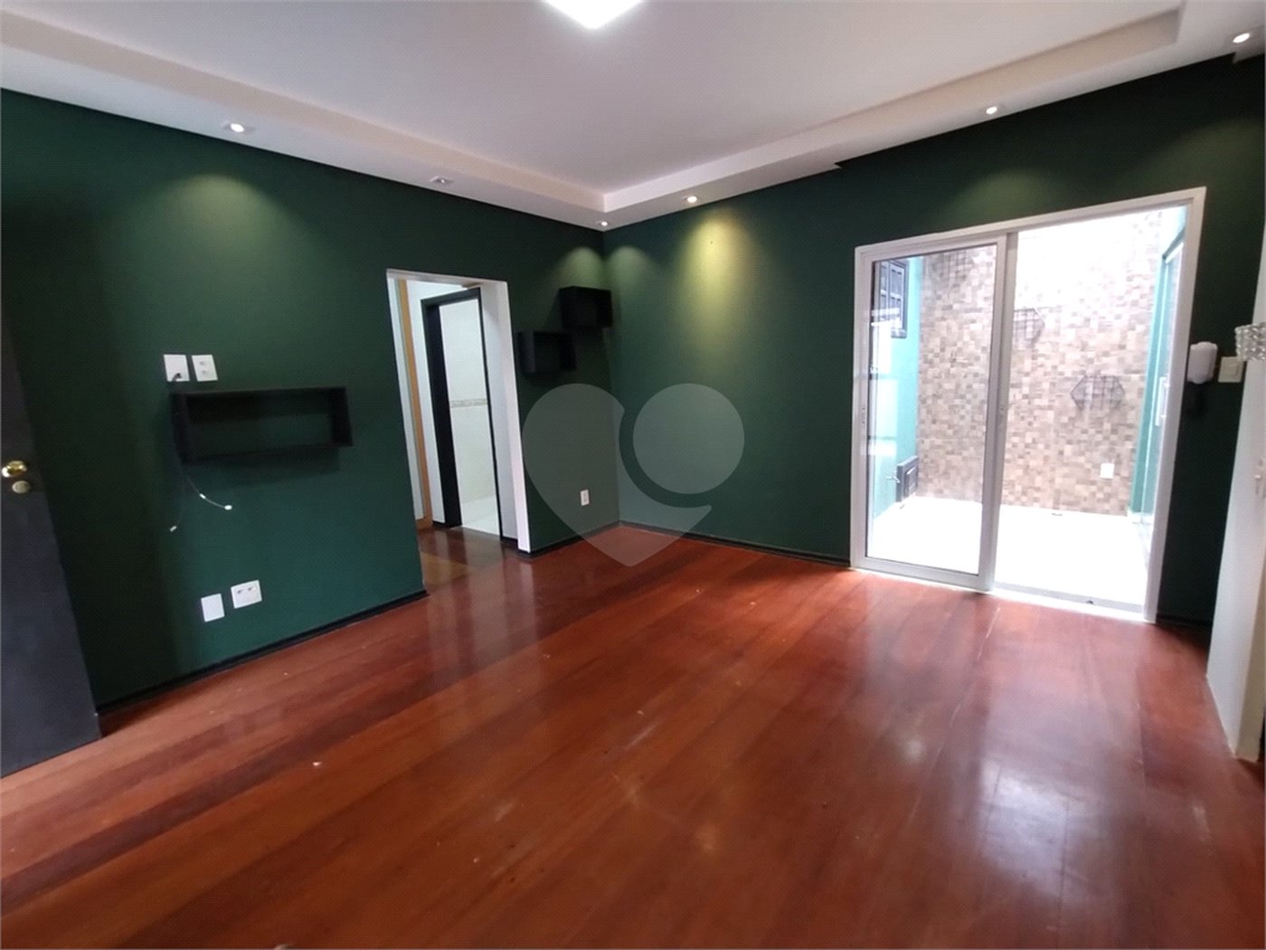 Casa à venda com 2 suítes em Vila Oliveira, Itapetininga, SP