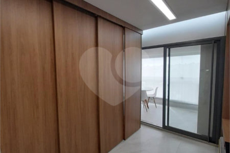 Sala à venda com 1 suíte em Indianópolis, São Paulo, SP