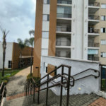 Apartamento à venda com 2 quartos, sendo 1 suíte, em Jardim Carambeí, São Roque, SP
