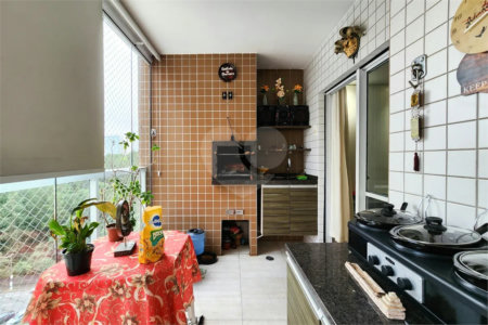 Apartamento para alugar com 3 quartos, sendo 1 suíte, em Baeta Neves, São Bernardo do Campo, SP