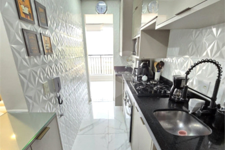 Apartamento à venda com 3 quartos, sendo 1 suíte,  em Vila Guilherme, São Paulo, SP