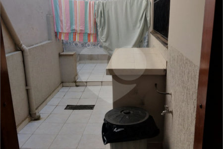 Sobrado à venda com 4 suítes em Vila Nova Socorro, Mogi das Cruzes, SP