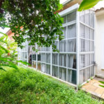 Casa à venda com 4 quartos, sendo 2 suítes, no condomínio Vila das Flores, São Paulo - SP