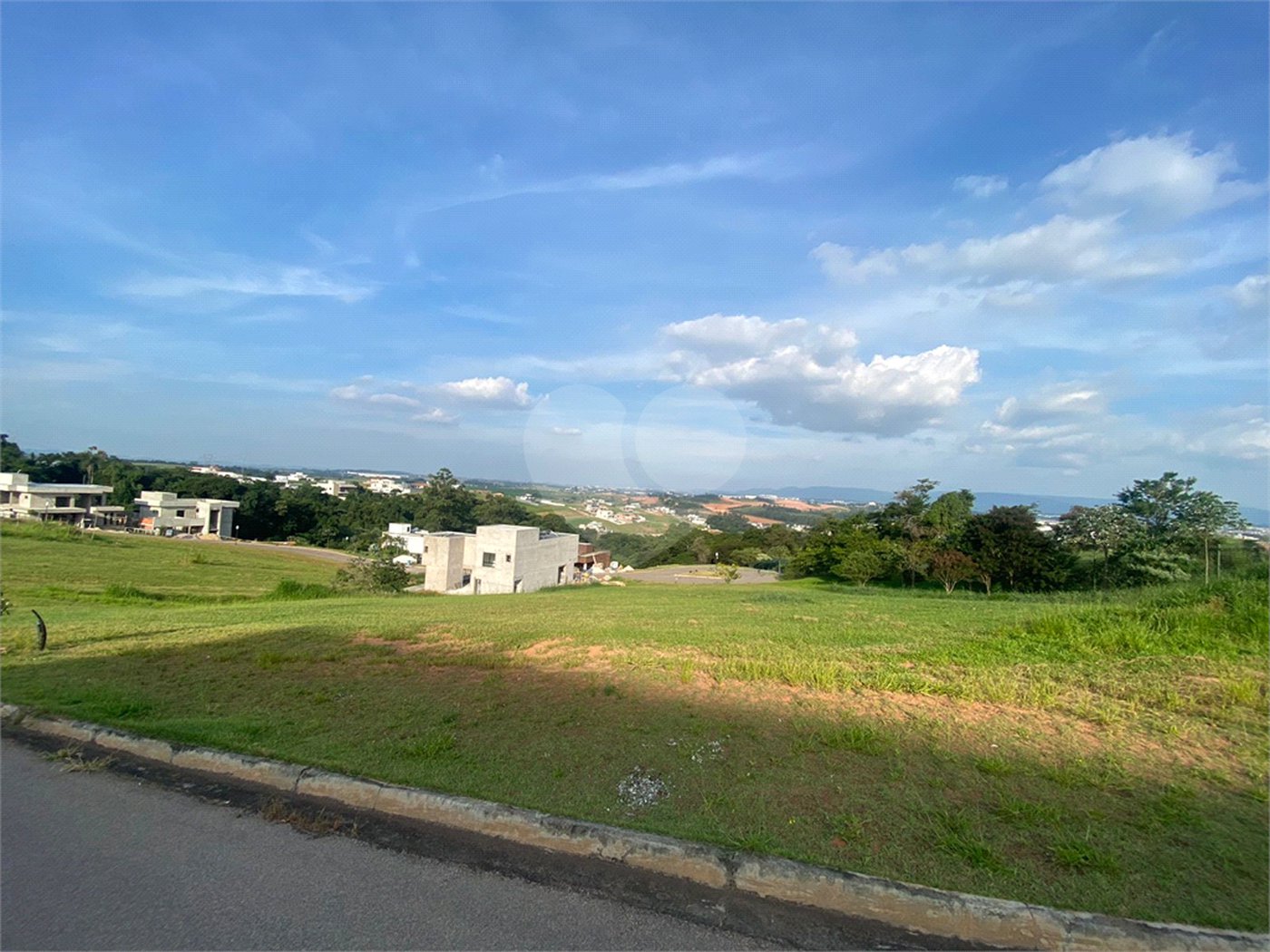 Terreno à venda no condomínio Fazenda Serra Azul, Itupeva - SP