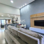 Casa à venda com 3 quartos, sendo 1 suíte, no condomínio Residencial Mont Blanc, Itu - SP