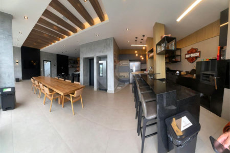 Casa à venda com 3 suítes no condomínio Hills, Arujá - SP
