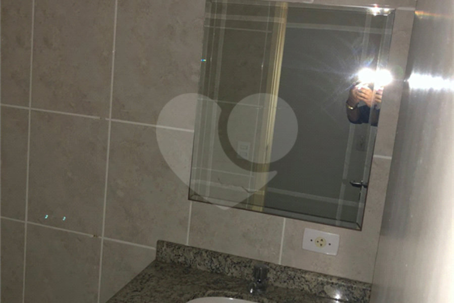 Casa à venda com 2 quartos, sendo 1 suíte,  no condomínio Village Palmas, São Paulo - SP