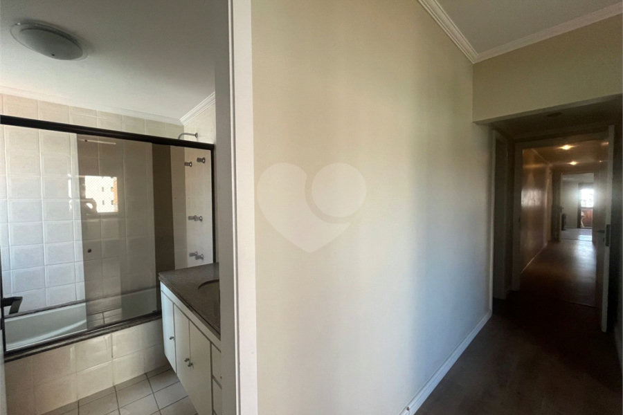 Apartamento à venda com 4 quartos, sendo 3 suítes, em Santana, São Paulo, SP