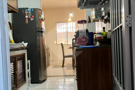 Casa à venda com 2 quartos, sendo 1 suíte,  em Caminho de Búzios, Cabo Frio, RJ
