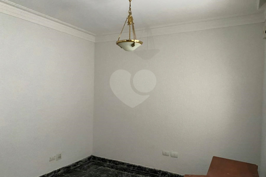 Sobrado à venda com 3 quartos, sendo 1 suíte, em Vila Guilherme, São Paulo, SP