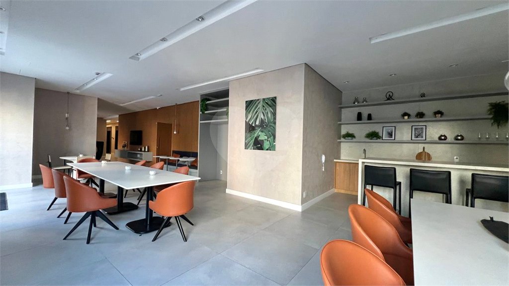 Apartamento à venda com 2 quartos em Moema, São Paulo, SP