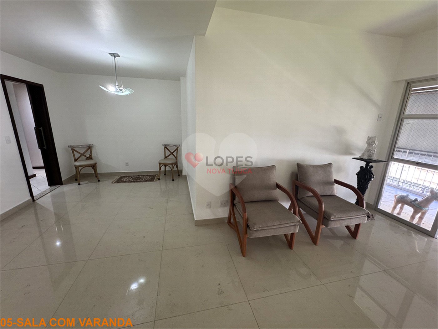 Apartamento à venda com 4 quartos, sendo 1 suíte, em Tijuca, Rio de Janeiro, RJ