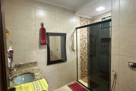 Casa à venda com 6 suítes em Pedro Juan Caballero, Amambay