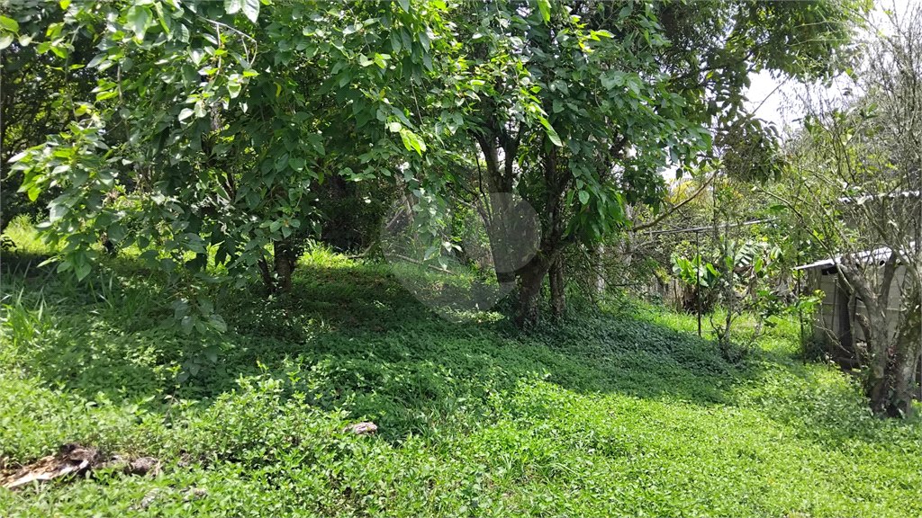 Chácara à venda com 2 quartos em Vila Caputera, Mogi das Cruzes, SP