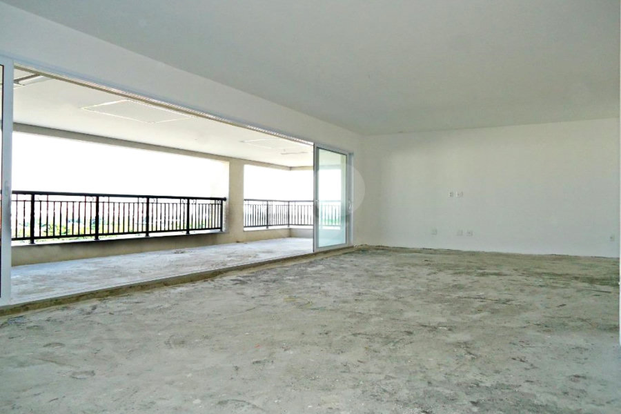 Apartamento à venda com 4 suítes em Santana, São Paulo, SP