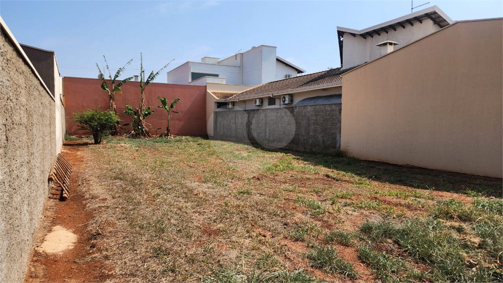 Terreno à venda em Jardim dos Flamboyants, Araraquara, SP