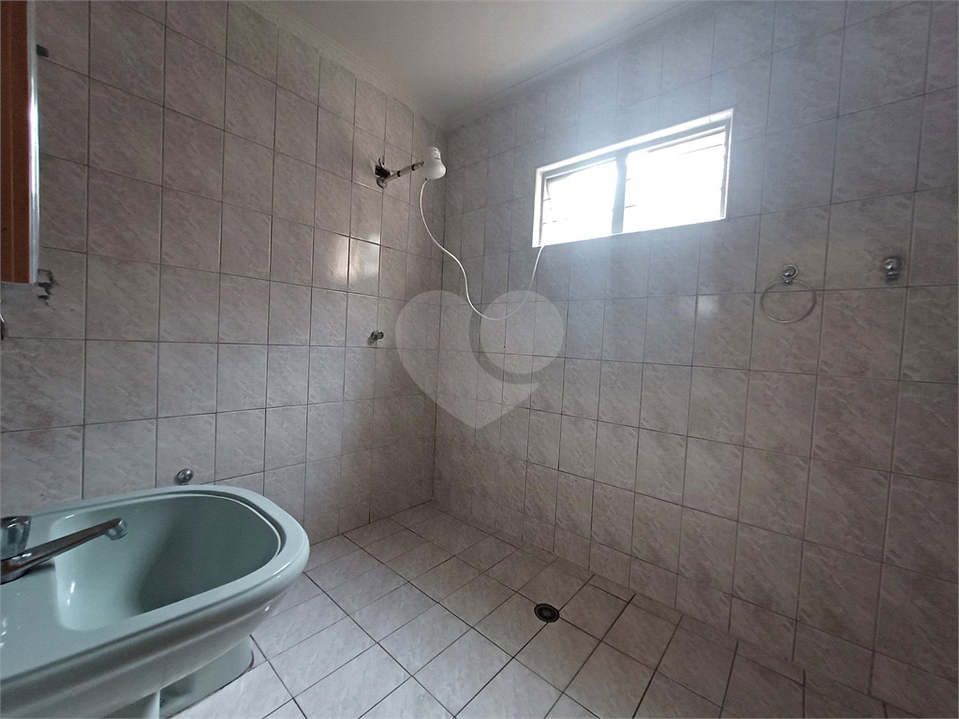 Sobrado à venda com 2 quartos em Jardim Guaíba, Sorocaba, SP
