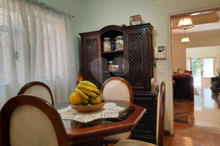 Sobrado à venda com 3 quartos, sendo 1 suíte, em Brooklin Velho, São Paulo, SP
