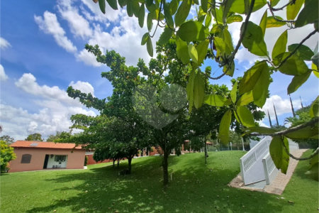 Casa à venda com 3 quartos, sendo 1 suíte, no condomínio Residencial Vale das Laranjeiras, Indaiatuba - SP