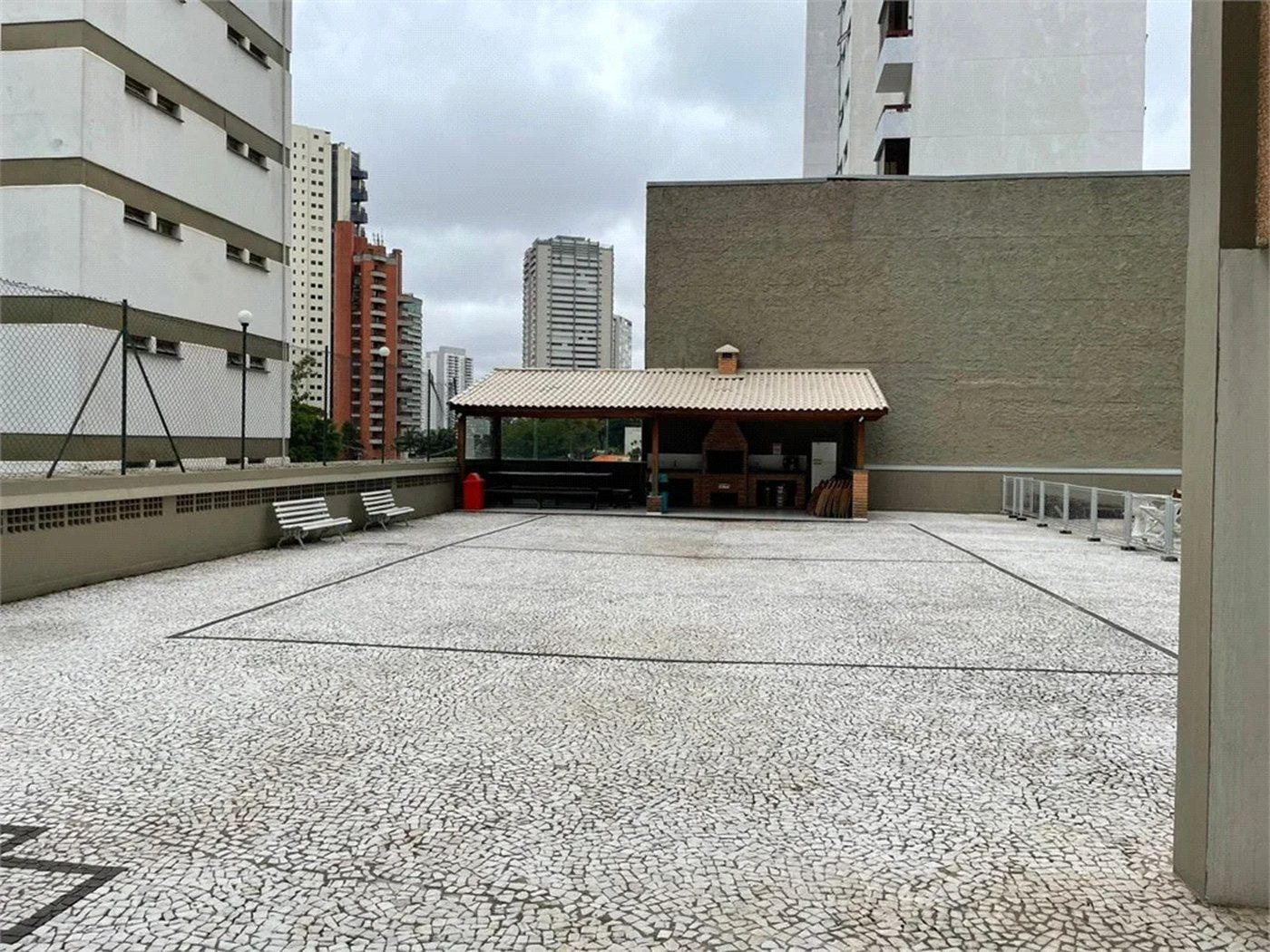 Apartamento à venda com 2 suítes em Vila Andrade, São Paulo, SP