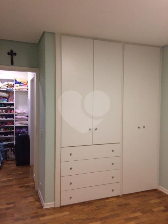 Apartamento à venda com 4 quartos, sendo 2 suítes, em Jardim América, São Paulo, SP