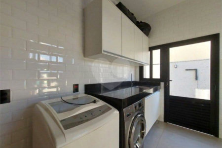 Casa à venda com 6 quartos, sendo 4 suítes, no condomínio Alto do Castelo, Ribeirão Preto - SP
