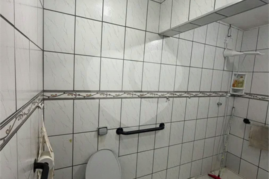 Casa à venda com 6 quartos, sendo 2 suítes, em Freguesia do Ó, São Paulo, SP