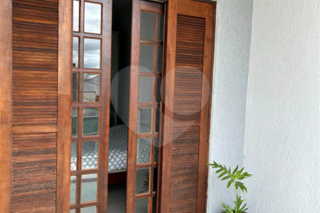 Casa à venda com 3 quartos, sendo 1 suíte,  no Centro, Mogi das Cruzes, SP