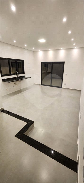 Sobrado à venda com 3 suítes em Jardim dos Pinheiros, Atibaia, SP