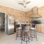Casa à venda com 3 quartos, sendo 1 suíte, no condomínio Vale do Sol, Bom Jesus dos Perdões - SP