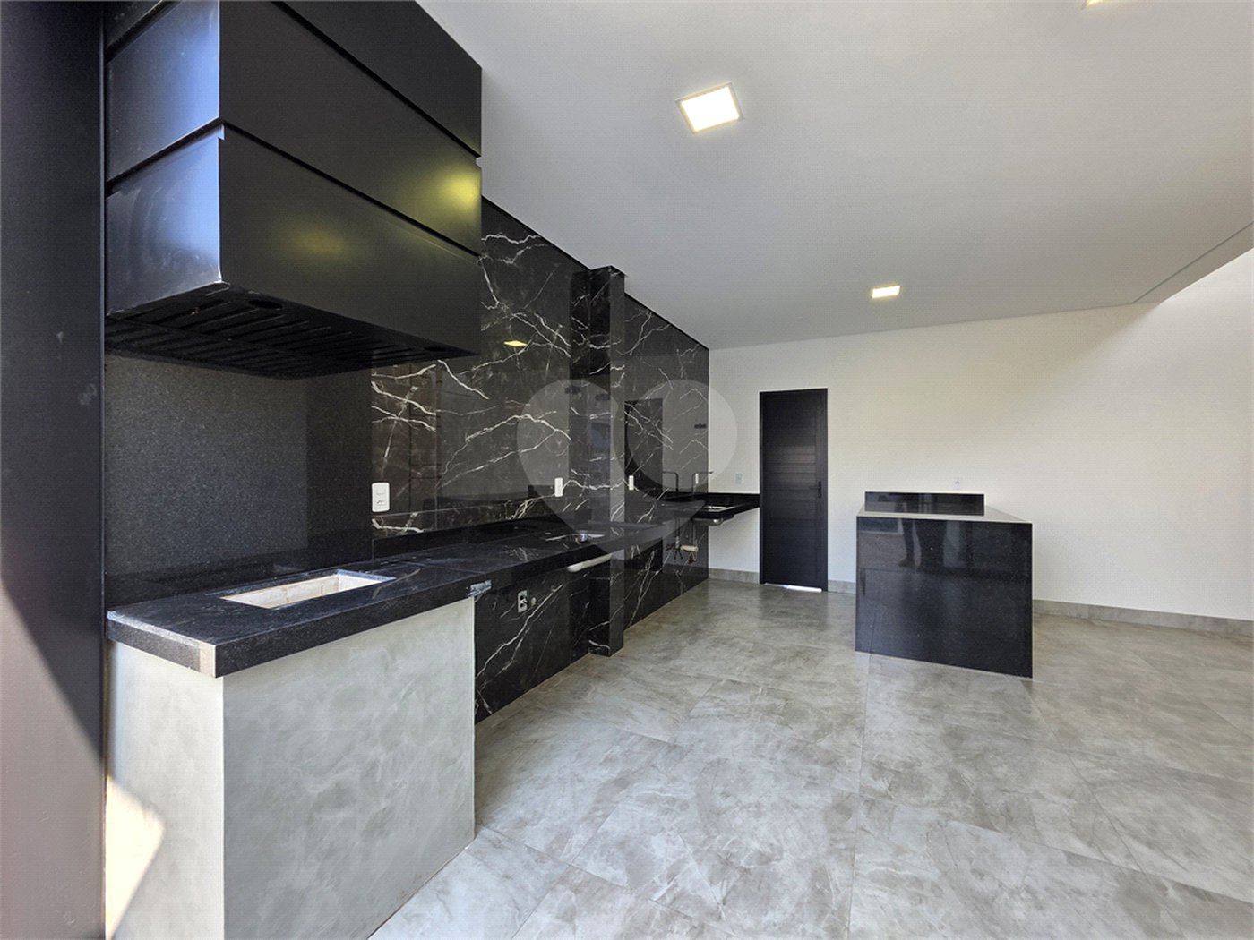 Casa à venda com 3 quartos, sendo 1 suíte, no condomínio Reserva Ipanema I, Sorocaba - SP