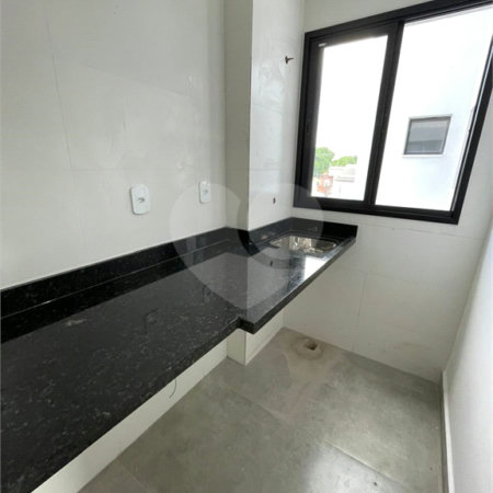Casa à venda com 3 quartos, sendo 1 suíte, no condomínio Residencial Calegari, São Paulo - SP