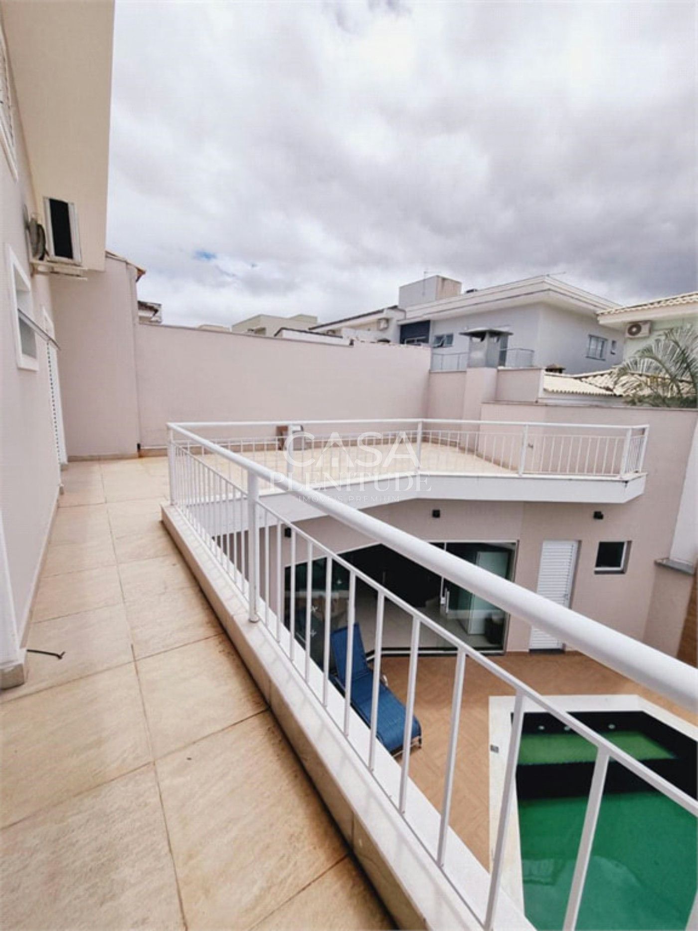 Sobrado à venda com 3 quartos, sendo 1 suíte, em Parque Residencial Villa dos Inglezes, Sorocaba, SP