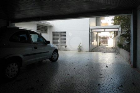 Casa à venda com 4 quartos, sendo 1 suíte, em Santana, São Paulo, SP