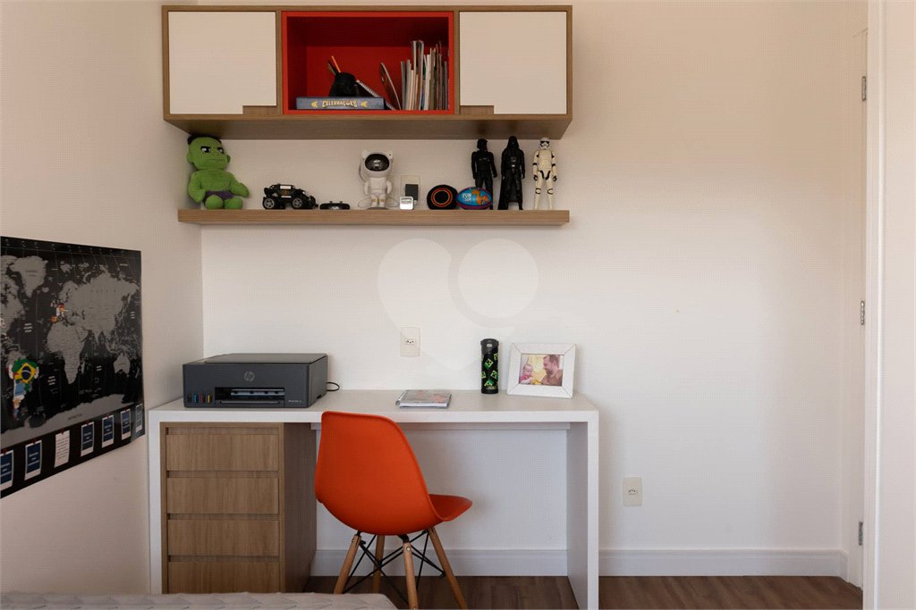 Apartamento à venda com 3 quartos, sendo 1 suíte,  em Alto da Lapa, São Paulo, SP