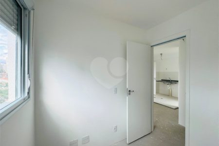 Apartamento à venda com 2 quartos, sendo 1 suíte, em Vila Galvão, Guarulhos, SP