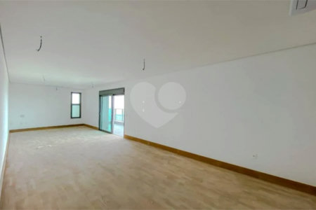 Apartamento à venda com 4 suítes em Vila Gomes Cardim, São Paulo, SP