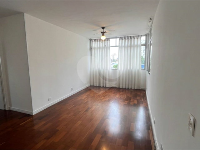 Apartamento à venda com 3 quartos em Alto da Boa Vista, São Paulo, SP