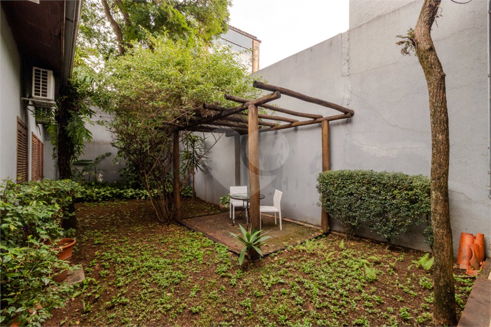 Casa à venda com 3 suítes em Brooklin, São Paulo, SP