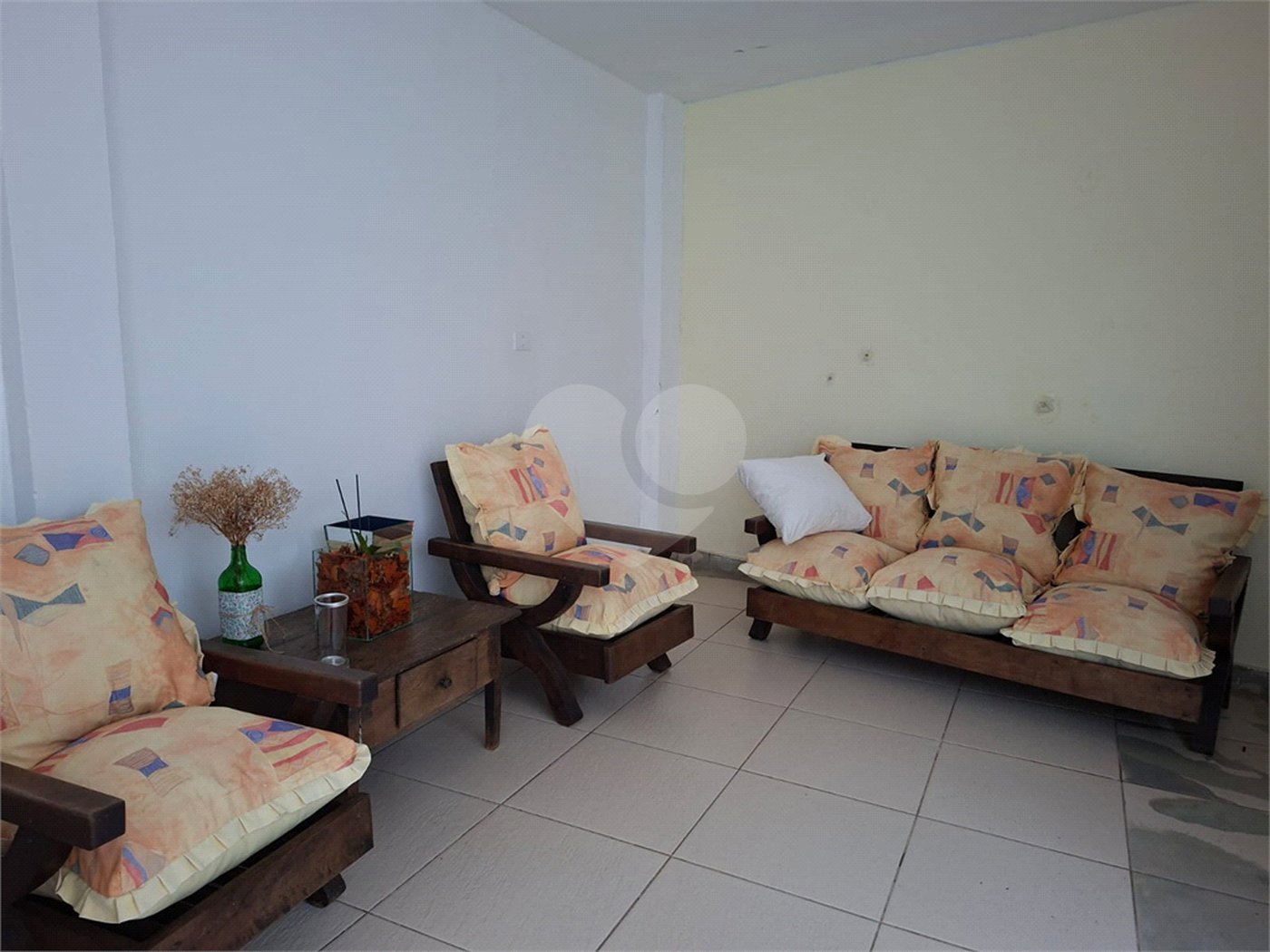 Sobrado à venda com 3 quartos, sendo 1 suíte,  em Tremembé, São Paulo, SP