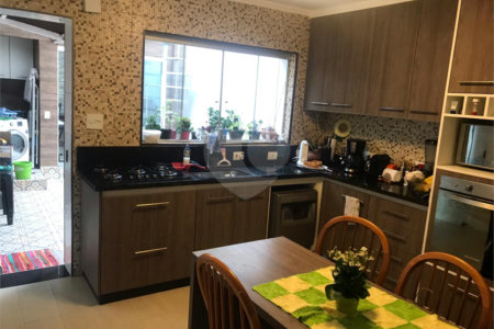 Sobrado à venda com 2 quartos em Santana, São Paulo, SP