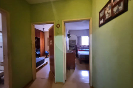 Casa à venda com 4 quartos, sendo 1 suíte,  em Jardim Guarujá, Sorocaba, SP