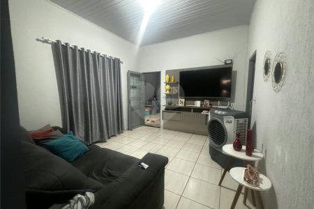 Casa à venda com 3 quartos, sendo 1 suíte,  em Jardim Alvorada, Três Lagoas, MS