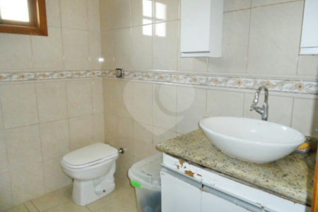 Sobrado à venda com 3 quartos, sendo 1 suíte, em Vila Constança, São Paulo, SP
