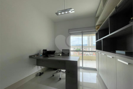 Apartamento à venda com 3 suítes em Água Fria, São Paulo, SP