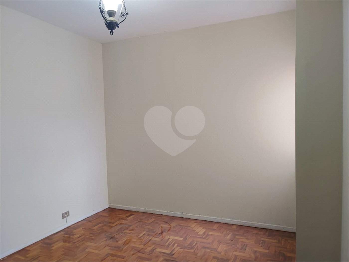Apartamento à venda com 3 quartos, sendo 1 suíte, em Vila Mariana, São Paulo, SP